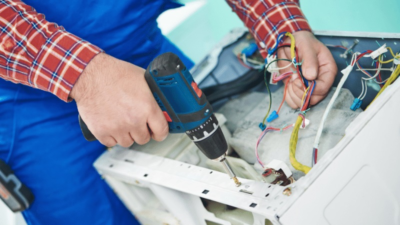 Alaşehir Grundig Grundig çamaşır makinesi kart tamiri – Su almama arızası orijinal parça ile giderildi. - Teknik servis örneği